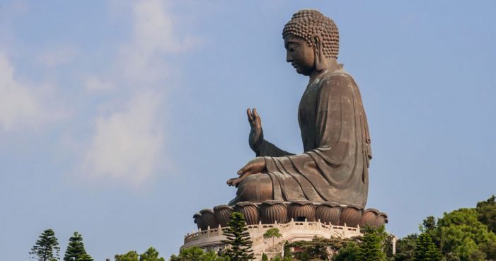 Tian Tan Buddha