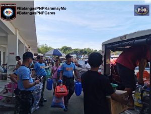 PNP helps evacuees